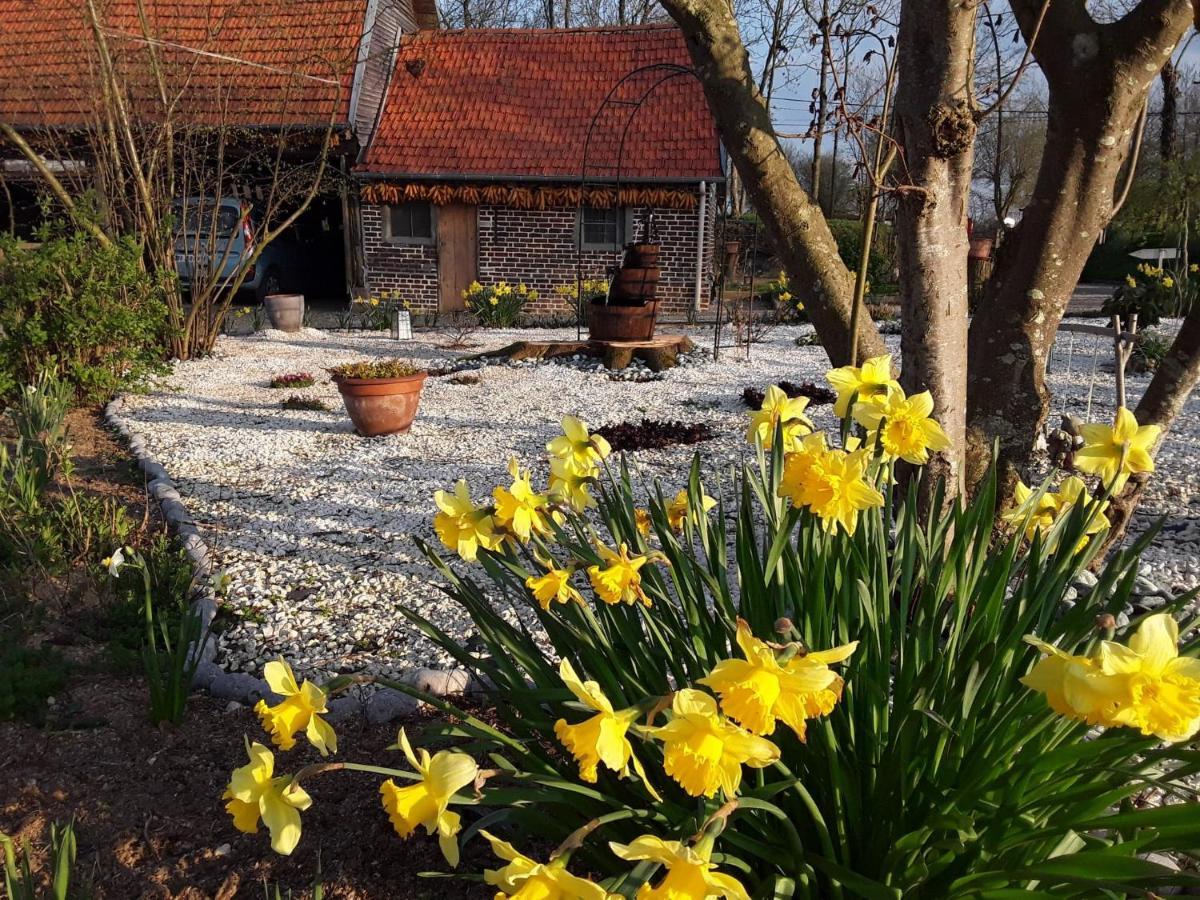 La Cle De Saule Bed & Breakfast Saint-Maclou-de-Folleville Exterior photo